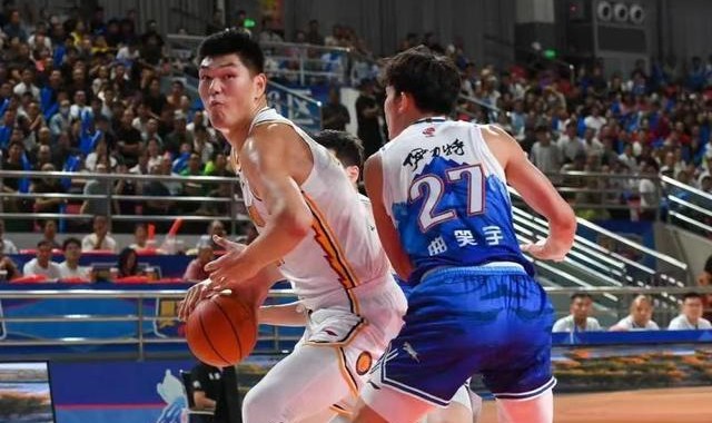 kaiyun-CBA｜刘传兴：并非有意弄伤曾凡博