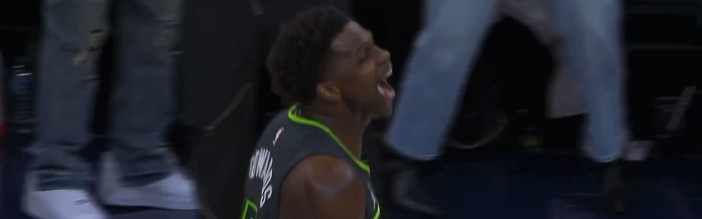 19分逆转马刺！爱德华兹赛后仰天长啸 很高兴啊！